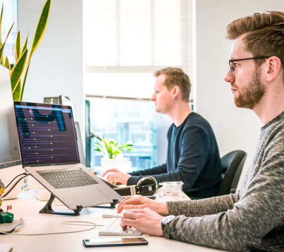 Angular agentur