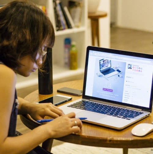 Webdesign Updates werden auf einer WordPress Webseite durchgeführt